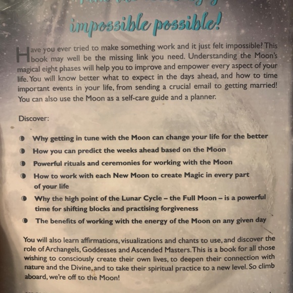 Anything Moon Book & Oracle collection - Picture 6 of 16